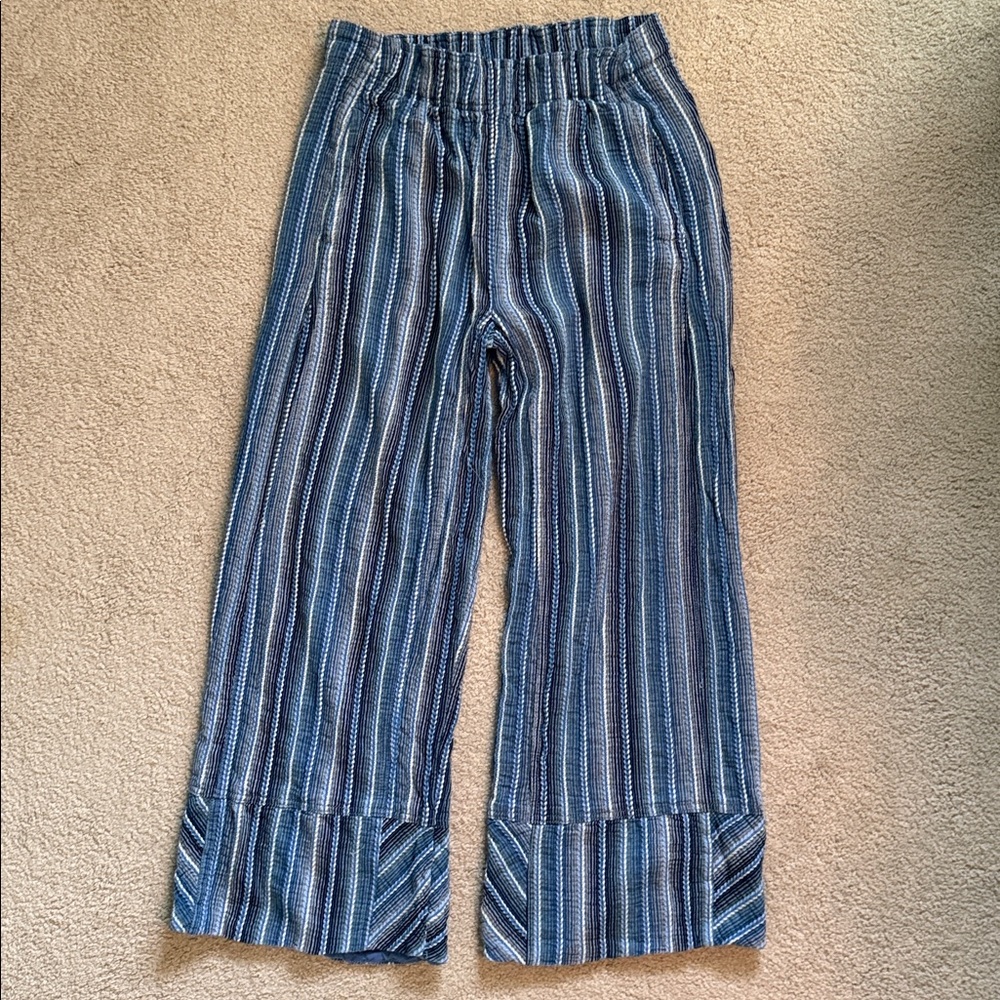 Free People Navy  Pants, relaxed fit, elastic waistband, slit side pockets